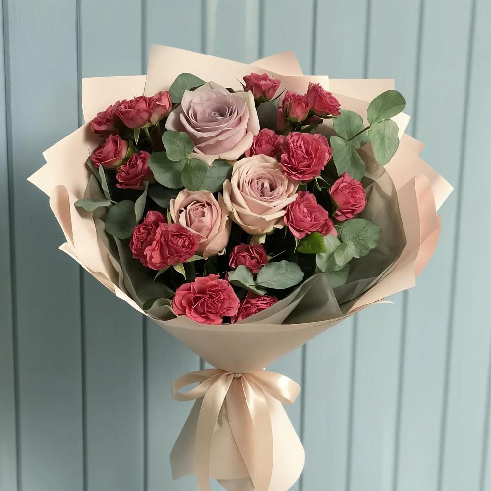 Букет цветов из: Гвоздики и Розы в Печорах