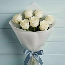 Букет 7 Белых роз Эдлесс Лав в Печорах