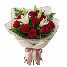 Букет цветов из:  Лилии и Розы в Печорах