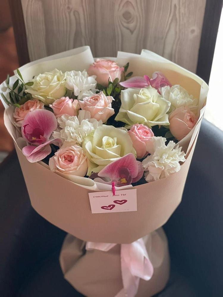 Букет цветов из: Орхидеи, Розы и Гвоздики в Печорах