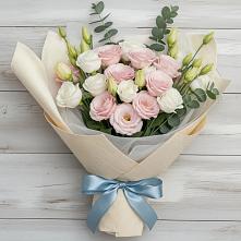 Букет цветов из:  Лизиантусы в Печорах