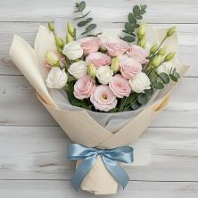 Букет цветов из:  Лизиантусы в Печорах