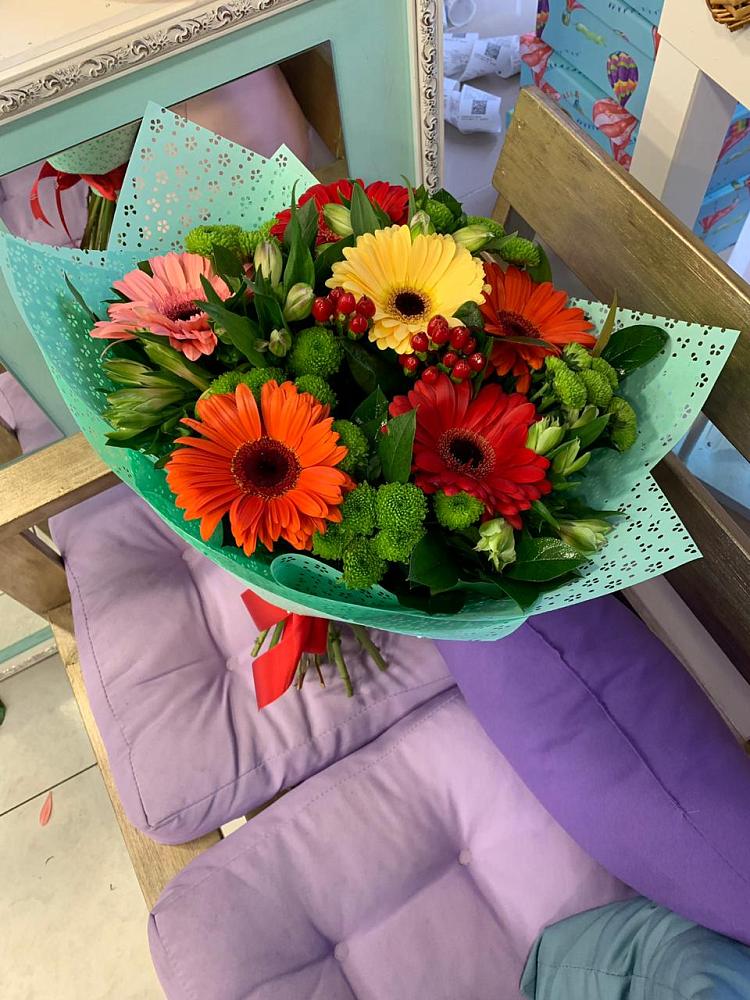 Букет цветов из: Герберы, Хризантемы и Альстромерии в Печорах