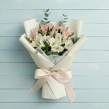 Букет цветов из:  Альстромерии в Печорах