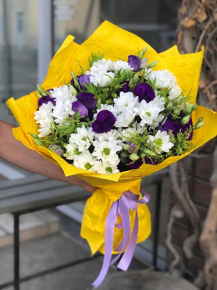 Букет цветов из: Ирисы, Хризантемы и Ромашки в Печорах
