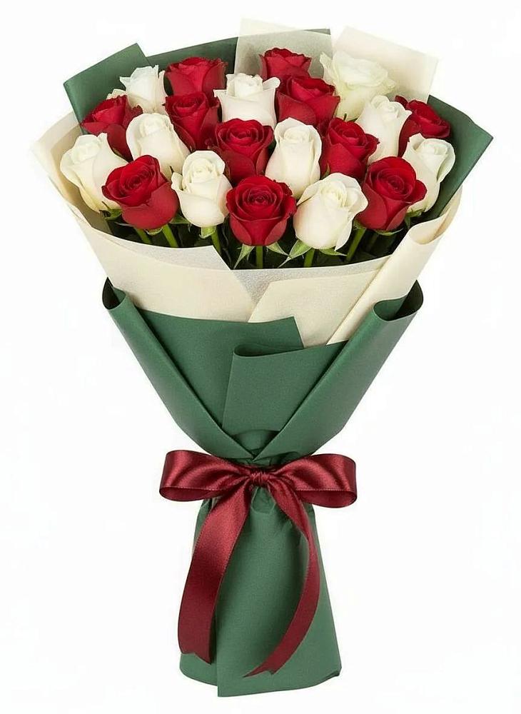 Букет Микс из красных и белых роз в Печорах