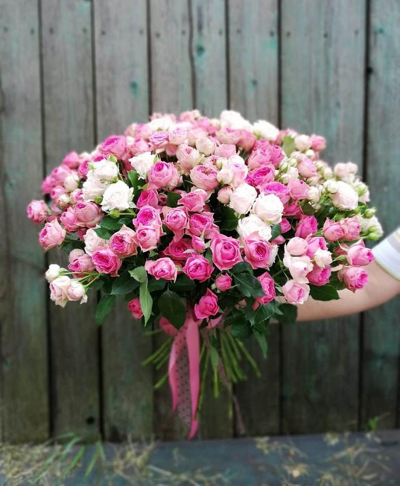 Букет Розовые кустовые розы Натали и Лав Лидия в Печорах